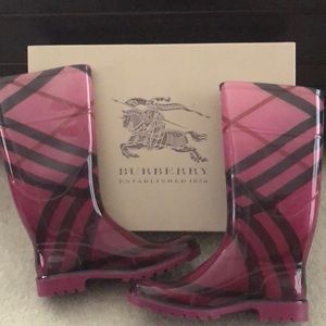 Burberry Raspberry Rainboots